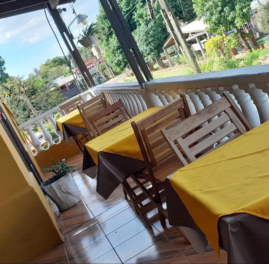 Hostel Damaris 伊瓜苏港 外观 照片